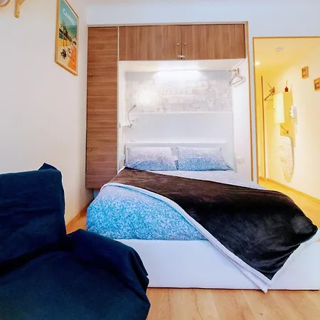 Haliviera - Golden Square, 1min From Lejlighed